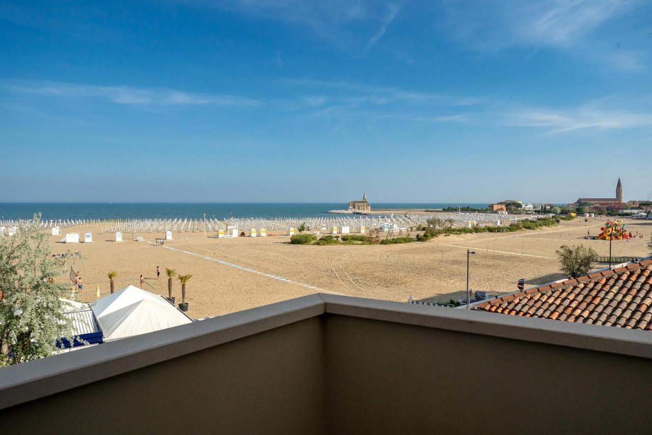 Hotel Delfino Caorle Kültér fotó
